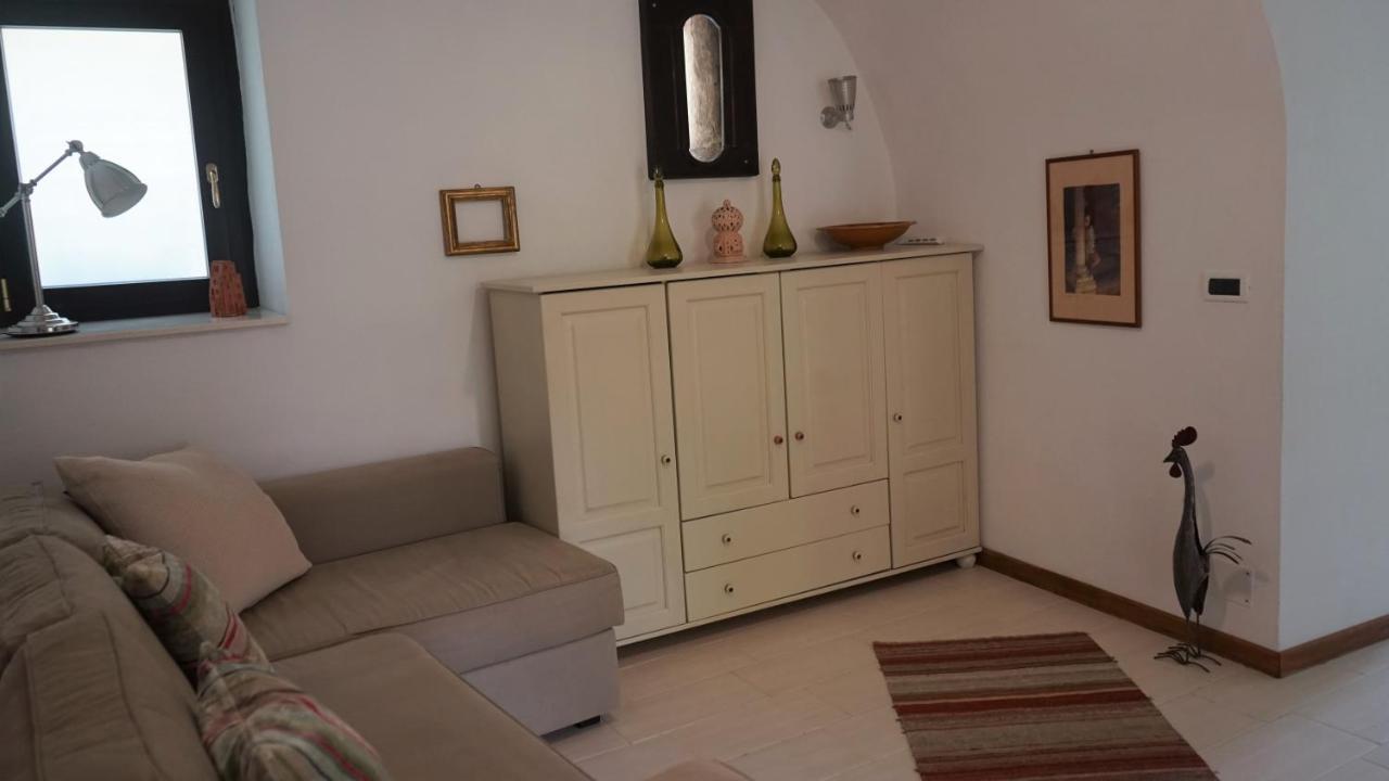 La Libellula Rossa Bed & Breakfast Erli Dış mekan fotoğraf